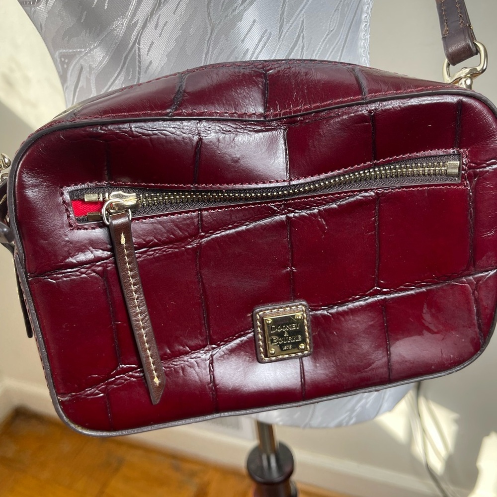 Dooney $ bourke croc Burgundy Leather  Denison  Crossbody Bag - Picture 7 of 9